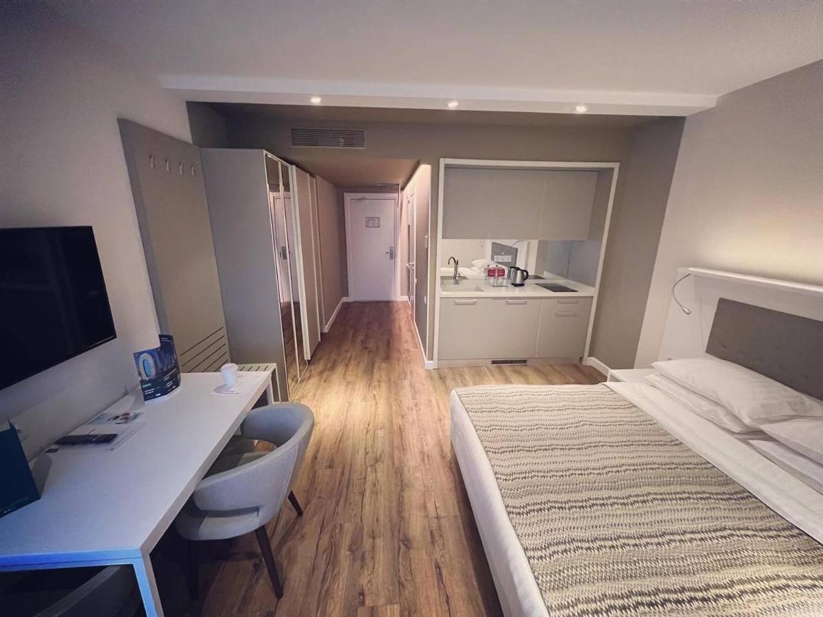 Gq Apartments On First Line Batumi Zewnętrze zdjęcie